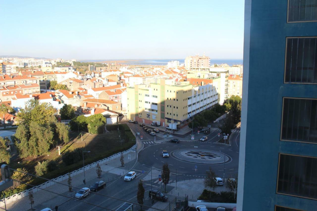 My apartment in Sacavém Extérieur photo